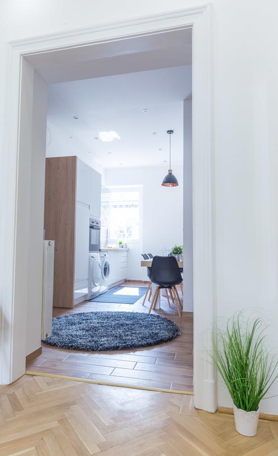 Real Apartments Zoltan บูดาเปสต์ ภายนอก รูปภาพ